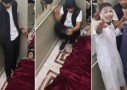 «Мәйіт» тасып және балтамен шабуыл жасап, видео түсірген» ВИДЕО