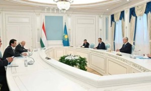 Президент Тәжікстан Маджлиси Оли Маджлиси милли төрағасын қабылдады
