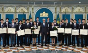 Президент халықаралық пән олимпиадалары жеңімпаздары мен жүлдегерлерін марапаттады