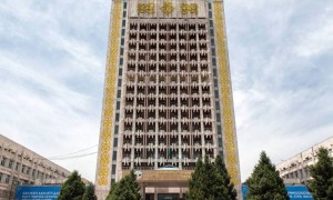 Алматыда студент ҚазҰУ-дың 14-қабатынан секіріп кетті