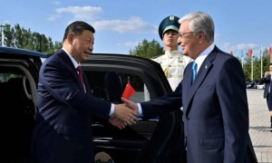 Қасым-Жомарт Тоқаев Си Цзиньпинді Ақорда резиденциясында қарсы алды