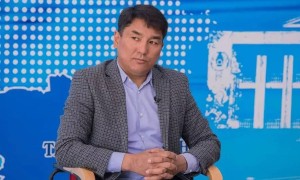 Бас прокуратура Алмасбек Садырбайға қандай айып тағып отырғандарын айтты
