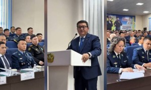 Ақтөбе облысында Президент кеңесшісі полицейлермен кездесті