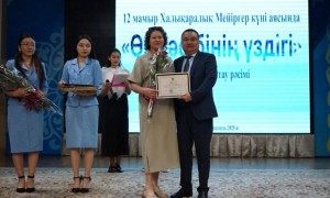 Ақ халатты абзал жандарға құрмет: Талдықорғанда мерекелік шара өтті