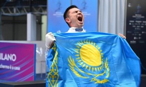 Руслан Курбанов семсерлесуден күміс медаль жеңіп алды
