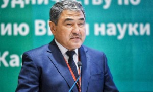 Нұржігітов Қарашөкеевті сынаған постқа неге лайк басқанын түсіндірді (ВИДЕО)