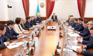Премьер-министр Украина төңірегіндегі жағдайға байланысты шұғыл жиын өткізді