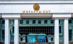 Жоғарғы сот: мектептерде орамал тағуға салынған тыйым жойылған жоқ
