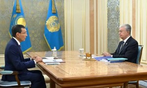 Президент Орталық сайлау комиссиясының төрағасы Нұрлан Әбдіровті қабылдады