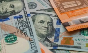 Доллар мен рубльдің бүгінгі бағамы қандай