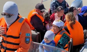 Су тасқыны: Әлі 5 мыңнан астам адам эвакуациялау пунктерін паналап отыр