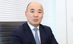 Министр өзін қорқытып жатқанын айтты