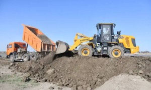 Атырауда су тасқынына қарсы оңтүстік өңірлерден техника тартылды