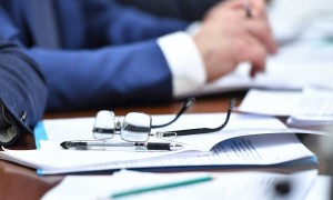 Әкімдердің саяси партияға мүшелігін тоқтату қосымша зерделеуді талап етеді