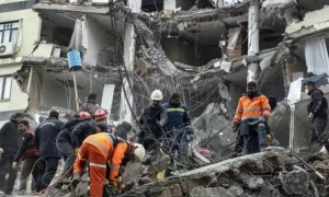 Түркияда зілзаладан кейін 198 сағат өткенде 18 жастағы жігіт құтқарылды