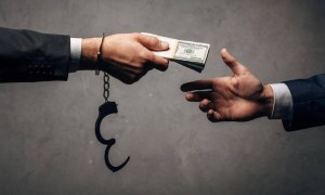 «Мемлекеттік меншік азаймай, жемқорлық тыйылмайды»
