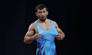 Демеу Жадырев финалға шықты