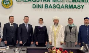 Денсаулық сақтау министрі Бас мүфтимен донорлық және вакцинациялау мәселесін талқылады