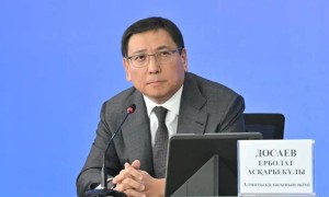 Ерболат Досаев: Алматыда 2027 жылдан бастап көлік қозғалысы шектелуі мүмкін