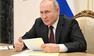 Путин Донбаста арнайы әскери операция өтетінін жариялады