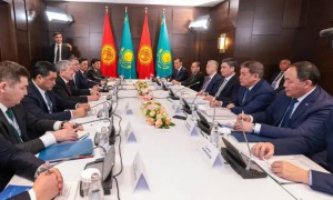 Қазақстан мен Қырғызстан премьер-министрлері АӨК, өнеркәсіп және су саласындағы өзара іс-қимыл мәселелерін талқылады