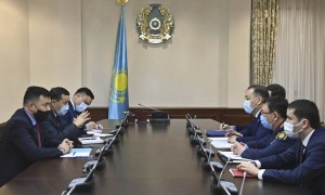 Е. Тоғжанов «Аманат» тәуелсіз комиссиясының өкілдерімен кездесті