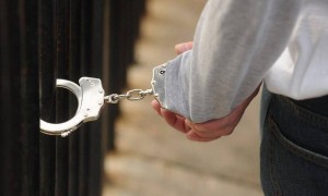 БҚО-да 10 млн теңгенің мүлкін жымқырған қарағандылық тұрғындар ұсталды
