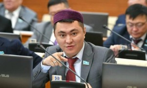 «Шешілмейтін мәселе». Депутат жазда берген уәдесінен тайқып кетті (ВИДЕО)