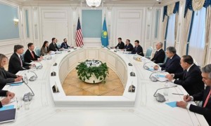 Президент Трамптың арнайы өкілі және АҚШ Мемлекеттік хатшысының бірінші орынбасарымен кездесті