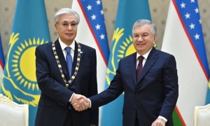 Қасым-Жомарт Тоқаевқа Өзбекстанның ең жоғары мемлекеттік наградасы табысталды