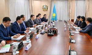 Бозымбаев Азия даму банкімен су және энергетика саласындағы жобаларды пысықтады