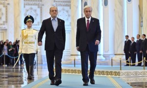 Қасым-Жомарт Тоқаев Иран Президентін Ақордада қарсы алды
