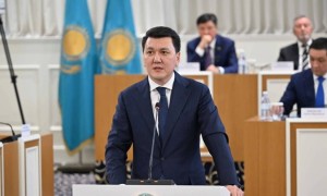 Конституциялық комиссияның құрылуы — тарихи оқиға —  Ерлан Қарин