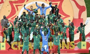 Сенегал Африка Кубогындағы чемпионы атағынан айырылып, даулы мәртебе Мароккоға бұйырды