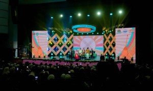 Астанада өзге этнос өкілдері арасында «Алтын шаңырақ» айтысы өтті