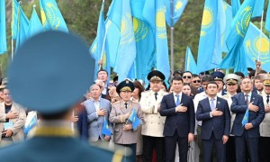Алматыда Мемлекеттік рәміздер күніне орай Мемлекеттік Ту салтанатты түрде көтерілді