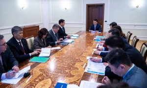 Ерлан Қарин еңбек адамдарының жетістігін тұрақты насихаттауды тапсырды