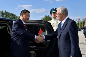 Қасым-Жомарт Тоқаев Си Цзиньпинді Ақорда резиденциясында қарсы алды