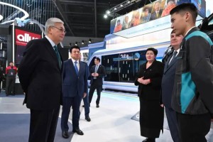 Президент «Жұмысшы мамандықтарының қаласы» фестиваліне барды