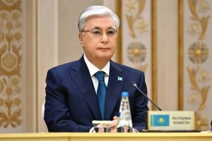 Президент жазушы Исраил Сапарбайдың отбасына көңіл айтты