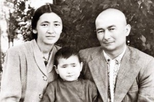 «Сәбитті үйінен де, кеңседен де таппадым». Ақын Сәбит Мұқановқа неге ренжіді?