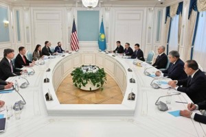 Президент Трамптың арнайы өкілі және АҚШ Мемлекеттік хатшысының бірінші орынбасарымен кездесті