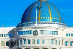 Қасым-Жомарт Тоқаев мектеп мұғалімі Татьяна Белоусованы құттықтады