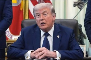 Трамптың «Үлкен ойыны»: Мәскеуге талап, Тегеранға құрсау