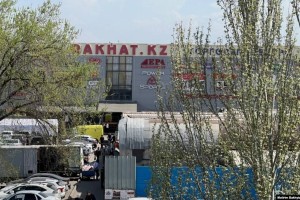 «Заң және тәртіп»: Алматыда заңсыз базар орнында жаңа кеңістік пайда болады