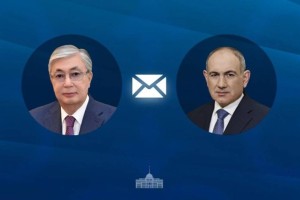 Қасым-Жомарт Тоқаев Никол Пашинянды сайлаудағы жеңісімен құттықтады
