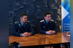 «Заң және Тәртіп» подкасты: Алматыда азаматтардың цифрлық қауіпсіздігі мәселелері талқыланды
