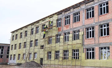 Жетісу облысындағы мектеп құрылысына қайтарылған активтер есебінен 5,5 млрд теңге бағытталды
