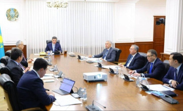 Олжас Бектенов инвестиция тарту жүйесін жетілдіру мәселелері жөнінде кеңес өткізді