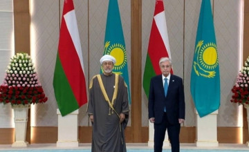 Қасым-Жомарт Тоқаев Тәуелсіздік сарайында Оман Сұлтанын қарсы алды
